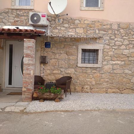 Apartman Lari Vižinada Exterior foto